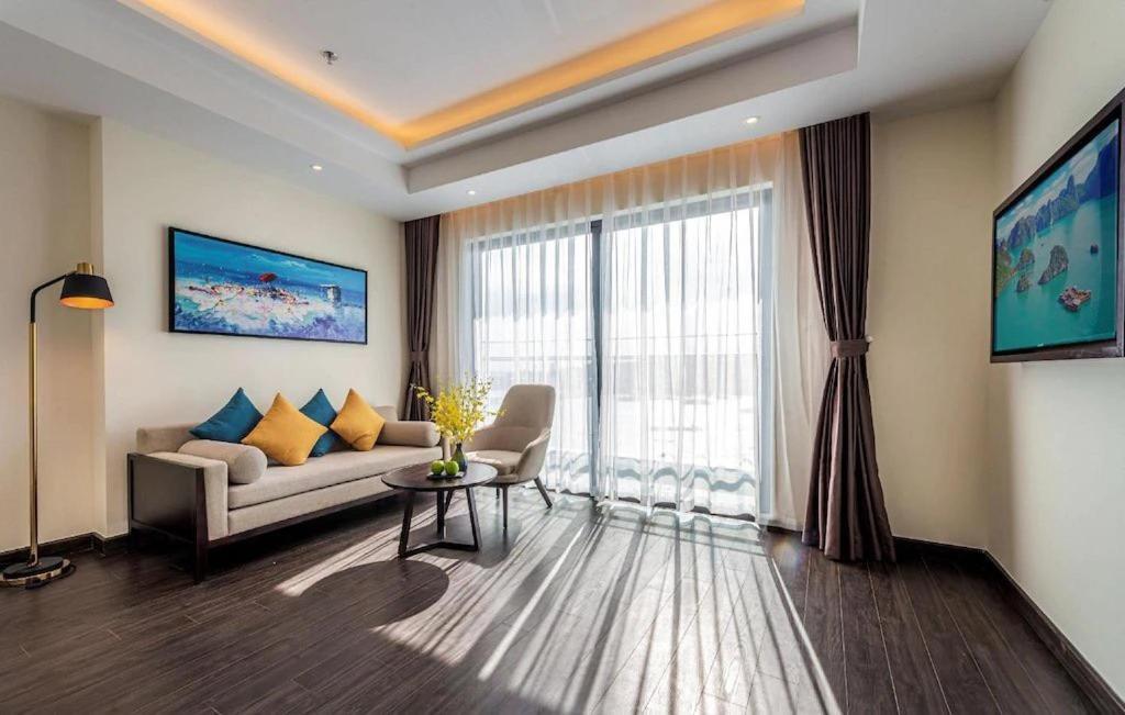 Ferienwohnung The 1108 Sapphire Hạ Long Exterior foto